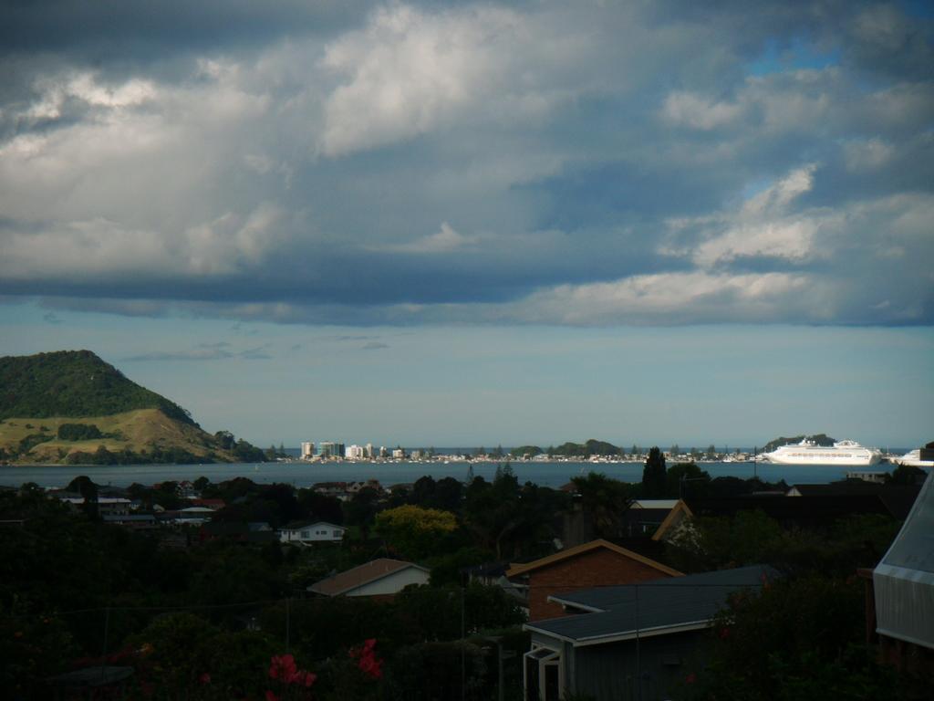 Grange Harbour View B&B Tauranga Exterior foto